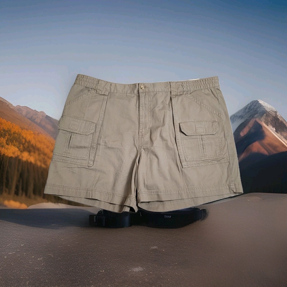 NWT Outdoor Life Shorts Mens 44 Khaki Explorer Cargo Elastic Waist Hike Gorpcore